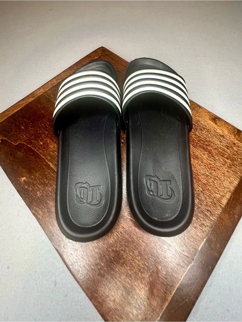 OT Black & White Striped Slide Sandals Casual Slip-On Shoes Men's Size S 7-8